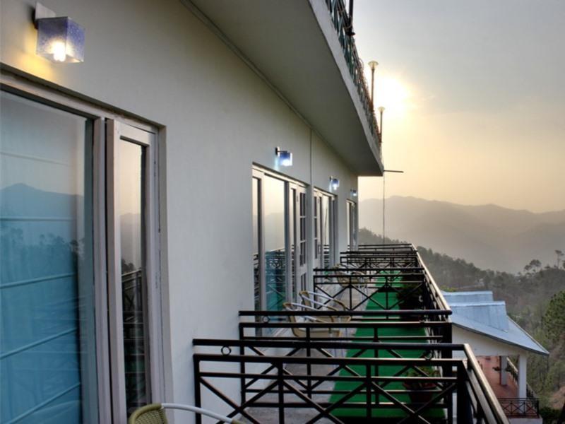 Maple Resort Chail Exterior foto